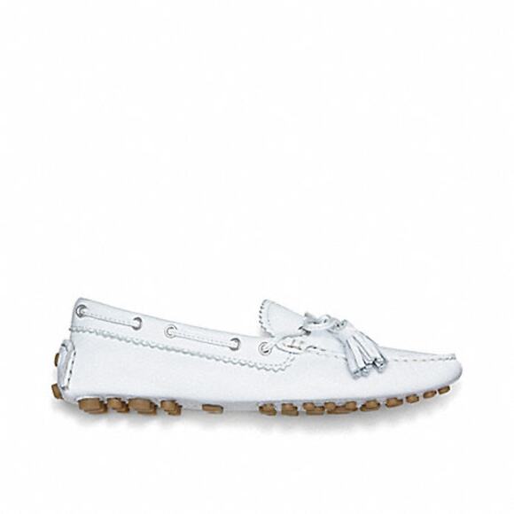 Coach Shoes - COACH NADIA LOAFER MOCCASIN CHALK WHITE SZ 8.5B PEBBLED LEATHER RUBBER SOLE